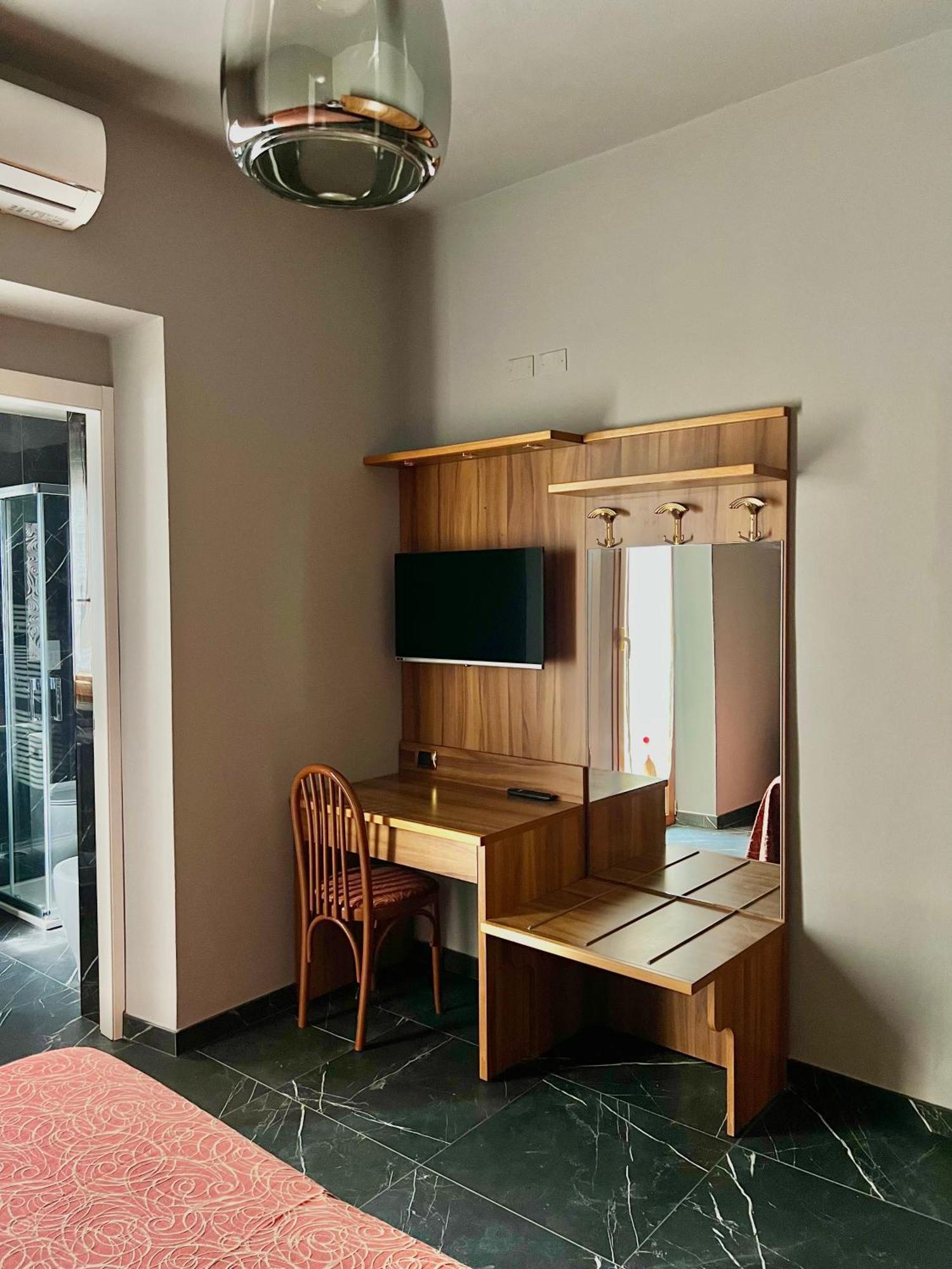 Hotel Residence Paradiso Монелья Екстер'єр фото