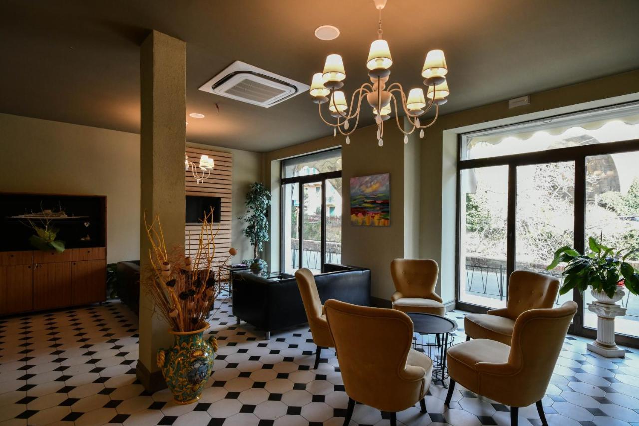 Hotel Residence Paradiso Монелья Екстер'єр фото