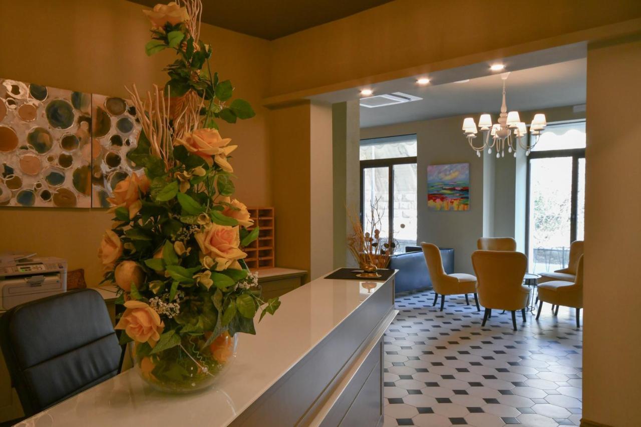 Hotel Residence Paradiso Монелья Екстер'єр фото